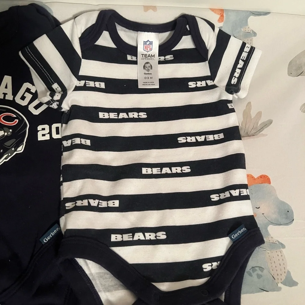 Chicago Bears Baby Bodysuit Set - Navy, White, Gray newborn - Picture 3 of 4